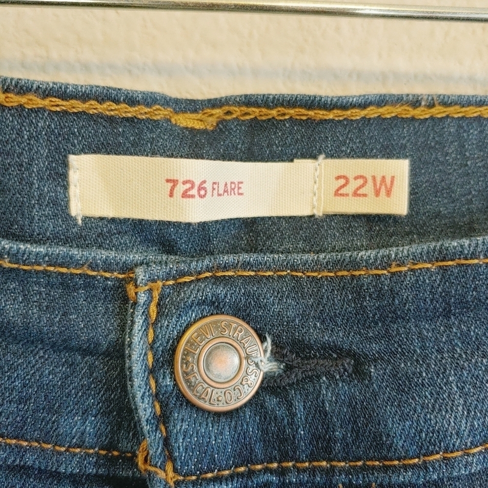 Levi's 726 Flare High Rise Medium Wash Denim Jeans Plus Size 22W - Picture 3 of 10